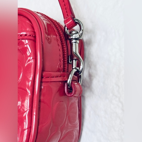 COACH Embossed Liquid Gloss East/West Multi Pouch, Coral Pink & Silver NWOT - Picture 5 of 12